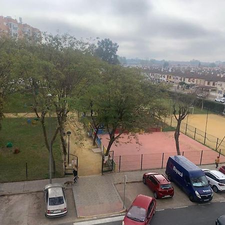 Vistas Desde Montequinto Lägenhet Dos Hermanas Exteriör bild