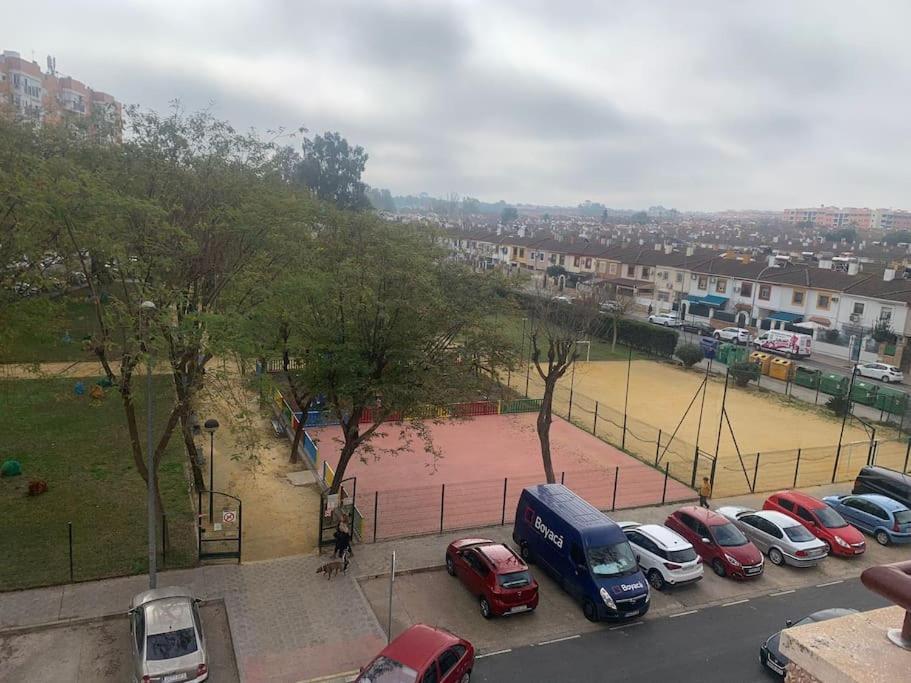 Vistas Desde Montequinto Lägenhet Dos Hermanas Exteriör bild
